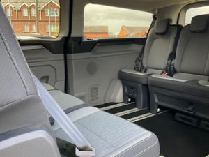 Ford Tourneo Custom TITANIUM - Image 4