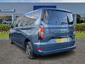Ford Tourneo Custom TITANIUM - Image 2