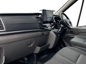 Ford Transit LIMITED - Image 3