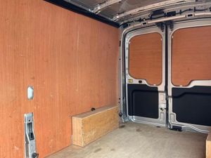 Ford Transit LIMITED - Image 4