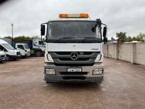 2012 MERCEDES-BENZ Axor 2529 6x2 Flatbed - Image 2