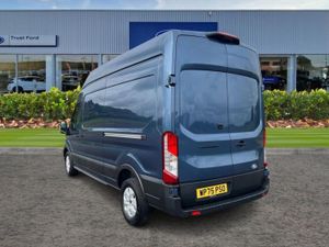 Ford Transit LIMITED - Image 2