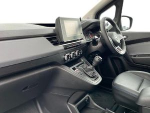Nissan TOWNSTAR TEKNA+ - Image 3