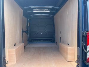 Ford Transit LIMITED - Image 4