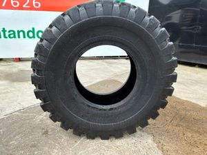 NEW  20.5 x 25 LOADER / DUMPER TYRES....1810t - Image 2