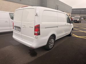 2022 Mercedes-Benz Vito 44k KLM’s RWD - Image 4