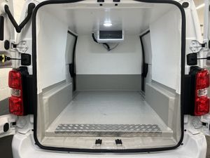 2024 Vauxhall Vivaro Refrigerated Van - Image 2