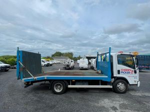 Isuzu Recovery Truck - Image 2