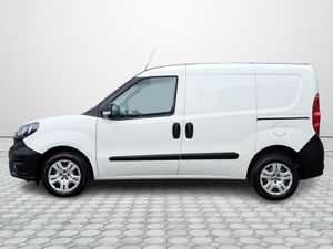 Fiat Doblo DOBLO CARGO 1.6 90BHP  2DR - Image 3