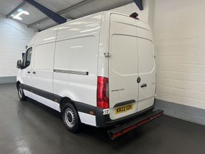 2022 Mercedes-Benz Sprinter Refrigerated Van - Image 4