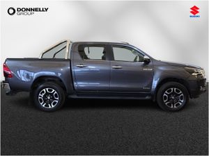 Toyota Hilux Diesel Invincible - Image 3