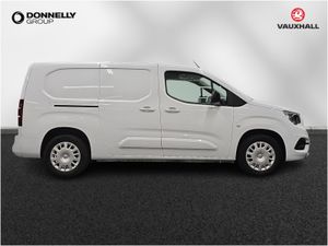 Vauxhall Combo Cargo L2 Electric Pro - Image 4