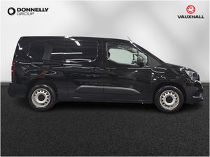 Vauxhall Combo Cargo L2 Diesel Dynamic - Image 4