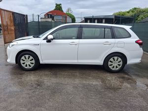 172 Toyota  Corolla Fielder  1.5 Hybrid  Automatic - Image 2