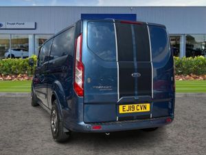 Ford Transit Custom SPORT - Image 2