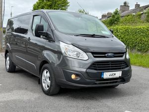 ABSOLUTELY IMMACULATE CREW CAB LIMITED CUSTOM - Image 2