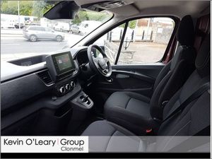 Renault Trafic LL30 Blue dCi 170 BVA9 Auto Extra S - Image 4
