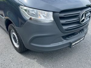 2025 Sprinter 315/36 Auto/AC/ Rev Cam/Leather - Image 3