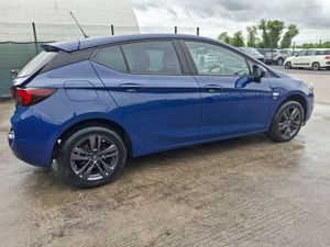 2019 Opel Astra  105 bhp .Drive away - Image 3