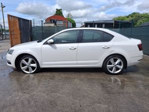 2019 Skoda Octavia  Ambition  1.6 Tdi - Image 2