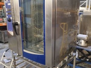 Combi oven - Image 2