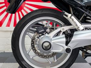 2007 BMW R1200ST with Luggage - Image 3