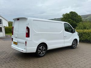 2023 (232reg) Renault Trafic 130bhp SWB L1H1 - Image 4