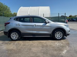 2018 Nissan Qashqai Diesel Drive Home - Image 4