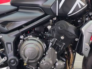 222 Triumph Trident - Image 2