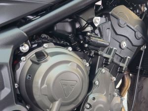 222 Triumph Trident - Image 3