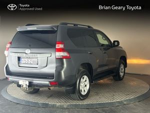Toyota Land Cruiser LWB GX COMM - Image 2
