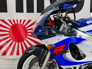 2000 Suzuki GSX-R 600 Srad - Image 2