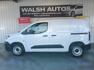 Peugeot Partner PROFESSIONAL PLUS 1.5 BLUE HDI - Image 2