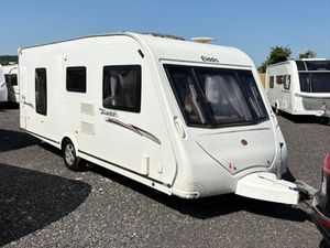 Elddis Avante 4 Berth Fixed Bed Caravan For Sale - Image 2