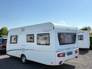 2022 LMC Munster 4 Berth Fixed Bed Caravan - Image 3