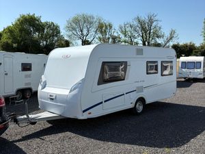 2022 LMC Munster 4 Berth Fixed Bed Caravan - Image 2