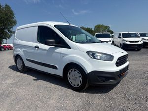 Ford Transit Courier - Image 2