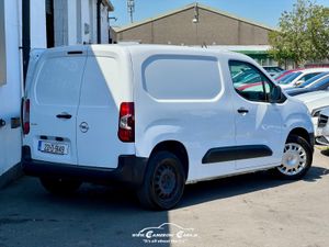 OPEL COMBO 3 SEATER VAT QUALIFIED 6 SPEED - Image 4