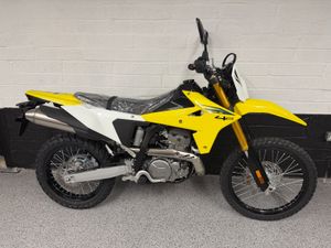 Suzuki DR-Z4S - New Unregistered - Image 2