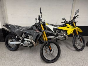 Suzuki DR-Z4S - New Unregistered - Image 3
