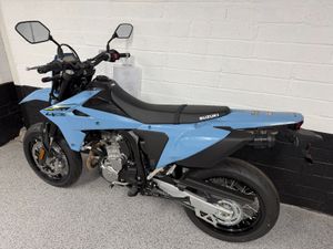 Suzuki DR-Z4SM - New Unregistered - Image 4