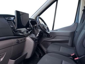 Ford Transit LIMITED - Image 3