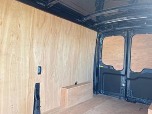 Ford Transit LIMITED - Image 4