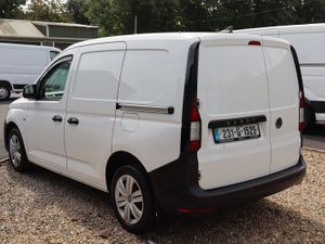 Volkswagen Caddy 2023 - Image 3