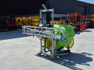 400L Taral Sprayers, 8m Galvanised Booms - Image 3