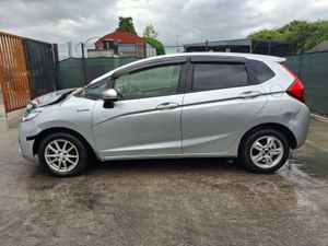 152 Honda Fit  Hybrid  Automatic - Image 3