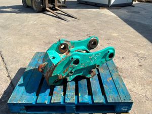 DROMONE QUICK HITCH. - Image 2