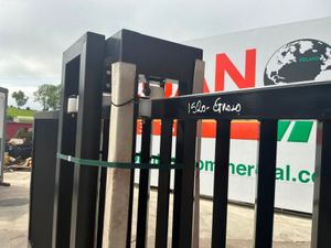SLIDING GATE. - Image 2