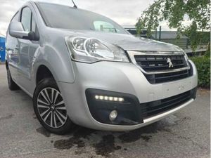 Peugeot Partner TOP SPEC VAN ! - Image 3