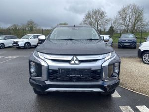 Mitsubishi L200 Double Cab DI-D 150 Barbarian X 4W - Image 2
